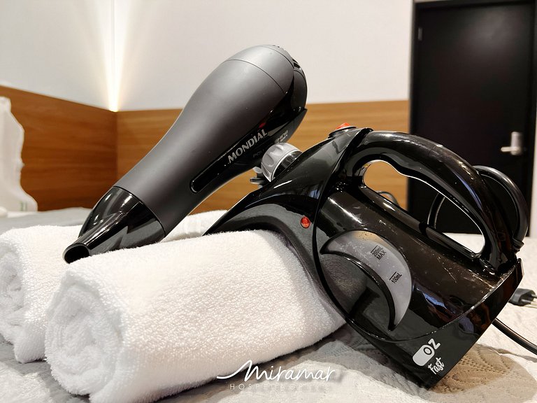 Belo Flat Alto Padrão com Varanda