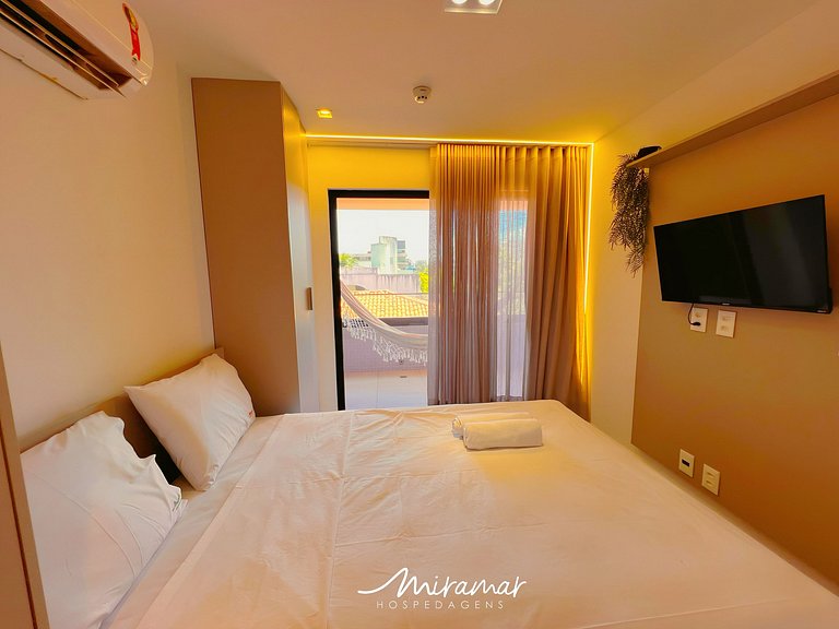 Apart. c/Varanda 2 quartos Jardim Oceania-Miramar