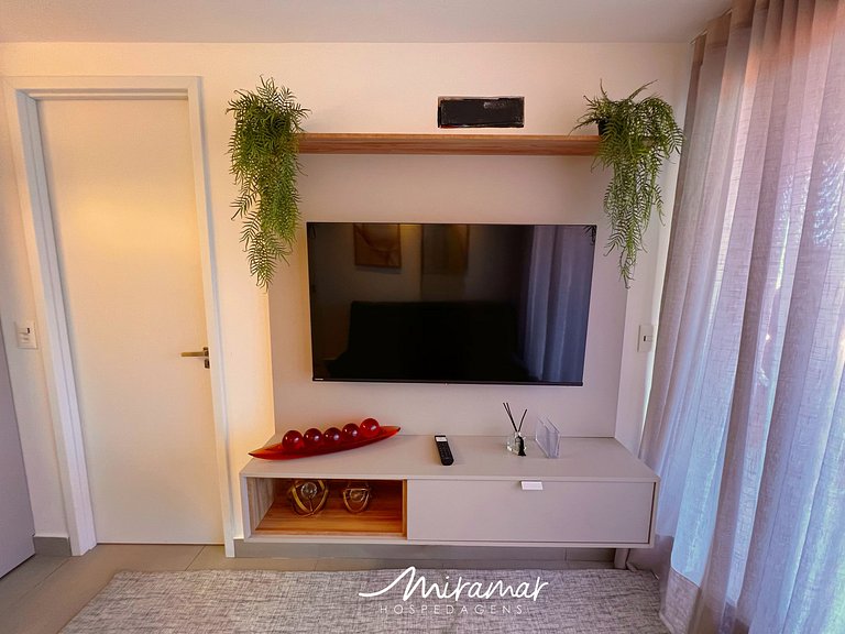 Apart. c/Varanda 2 quartos Jardim Oceania-Miramar