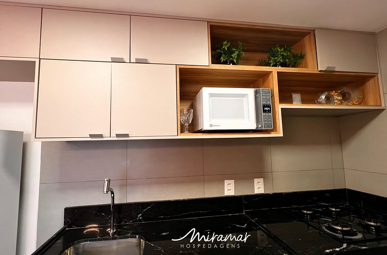 Apart. c/Varanda 2 quartos Jardim Oceania-Miramar