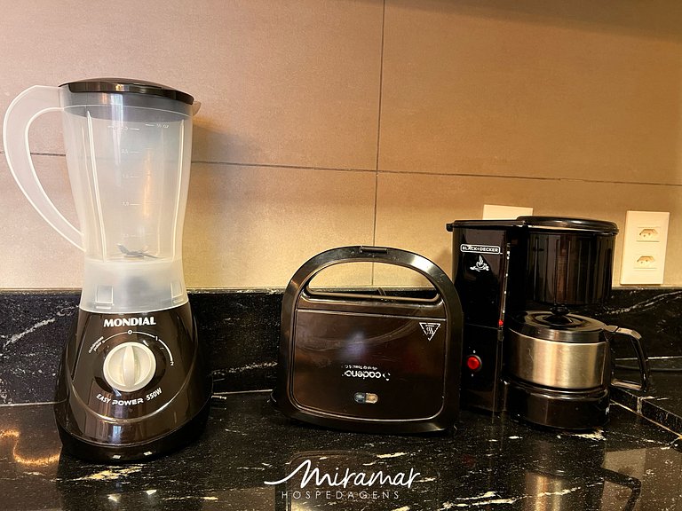 Apart. c/Varanda 2 quartos Jardim Oceania-Miramar