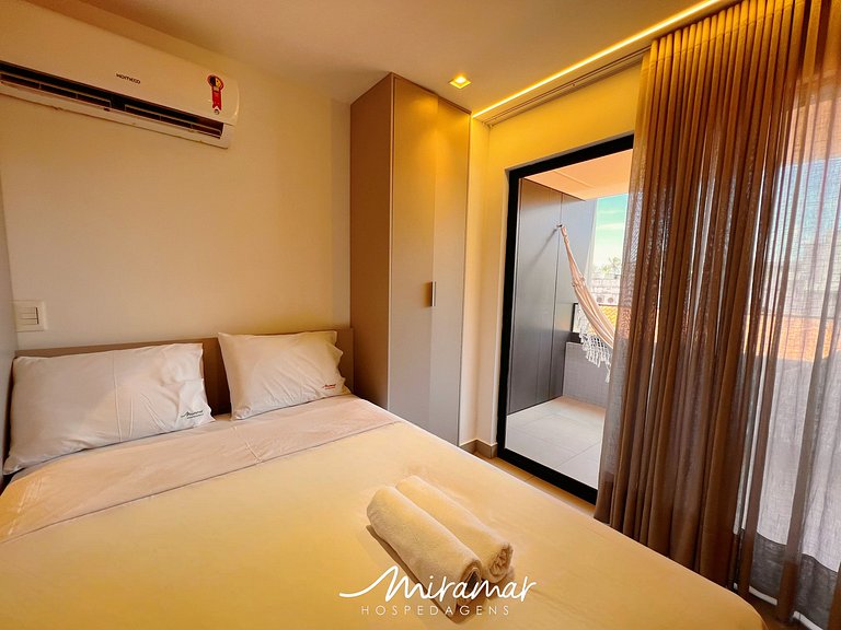 Apart. c/Varanda 2 quartos Jardim Oceania-Miramar