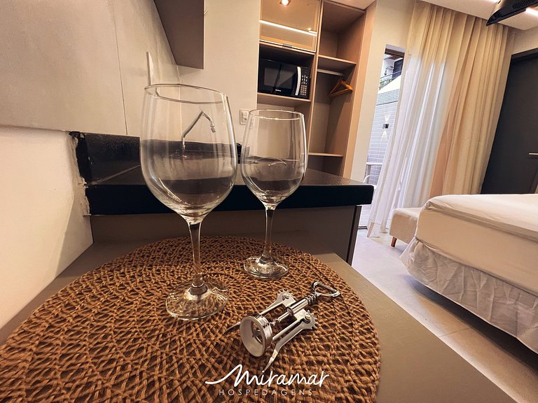 Flat com Varanda no Stay Bessa - MH
