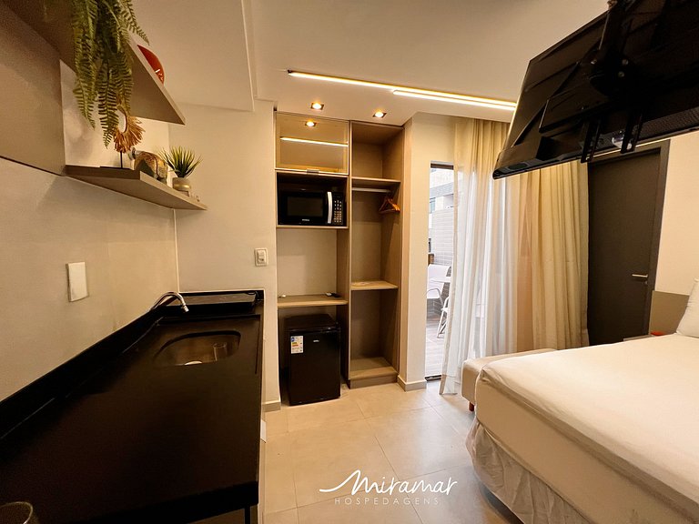 Flat com Varanda no Stay Bessa - MH