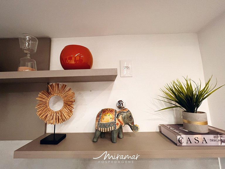 Flat com Varanda no Stay Bessa - MH