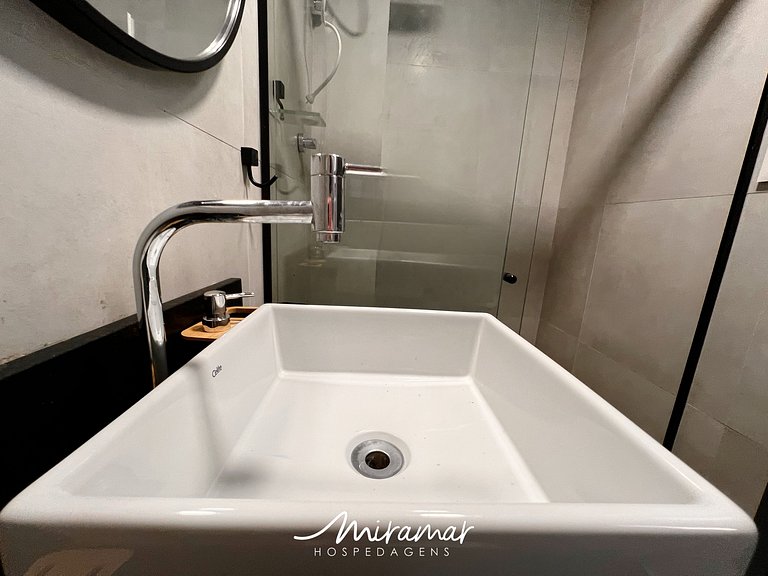 Flat com Varanda no Stay Bessa - MH