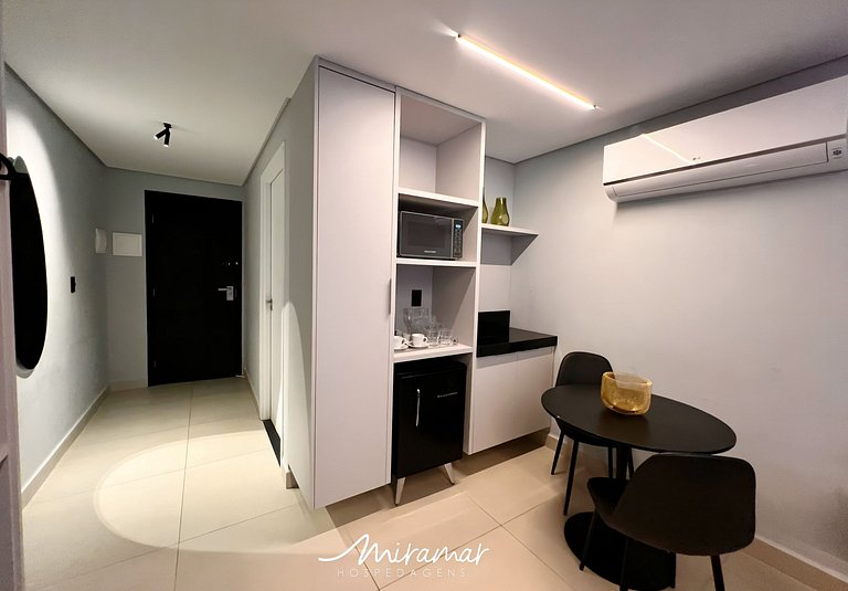 Flat com Terraço Alta Garden- Miramar Hospedagens