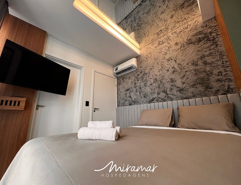 Flat em Tambaú c/Espelho no Teto | By MH