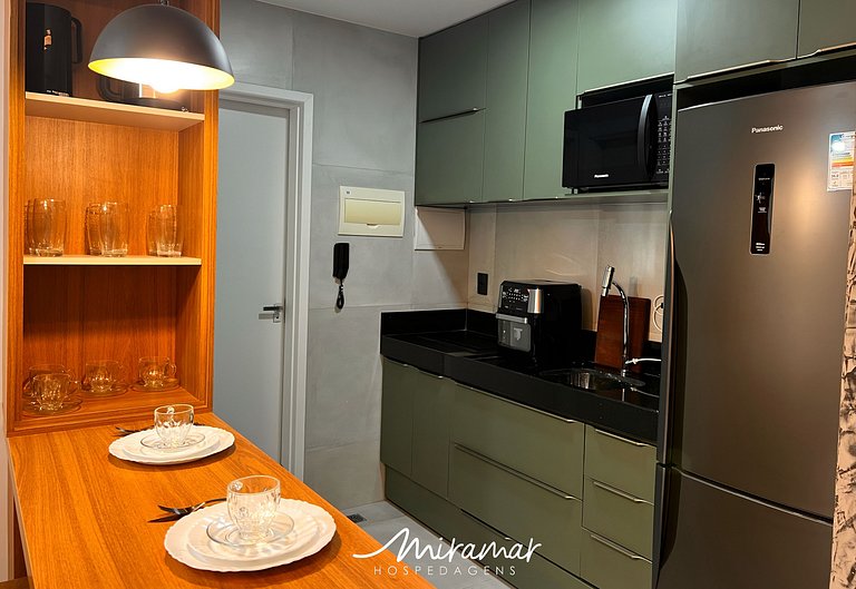 Flat c/Espelho no Teto p/ Casal- Tambaú-By MH