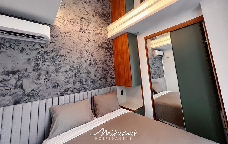 Flat c/Espelho no Teto p/ Casal- Tambaú-By MH