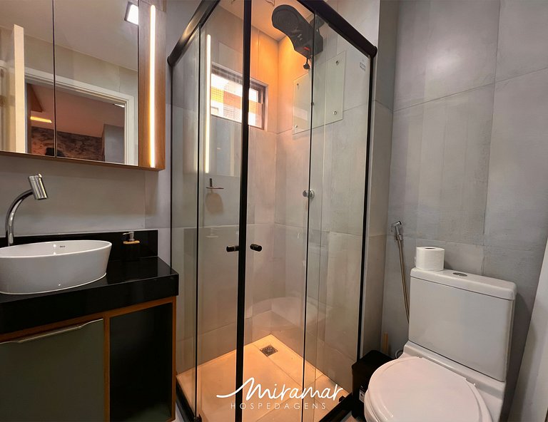 Flat c/Espelho no Teto p/ Casal- Tambaú-By MH