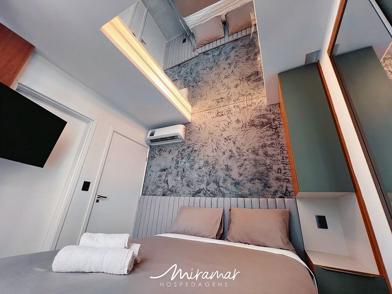 Flat em Tambaú c/Espelho no Teto | By MH