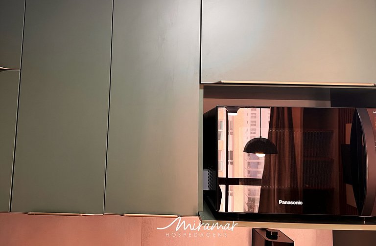 Flat c/Espelho no Teto p/ Casal- Tambaú-By MH