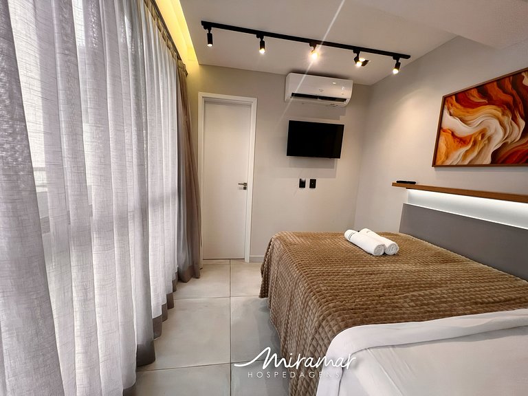 Flat c/ Varanda p/4 pessoas Tambaú-MH