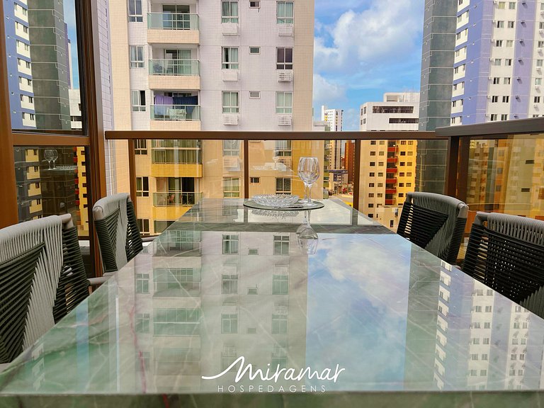 Flat c/ Varanda p/4 pessoas Tambaú-MH