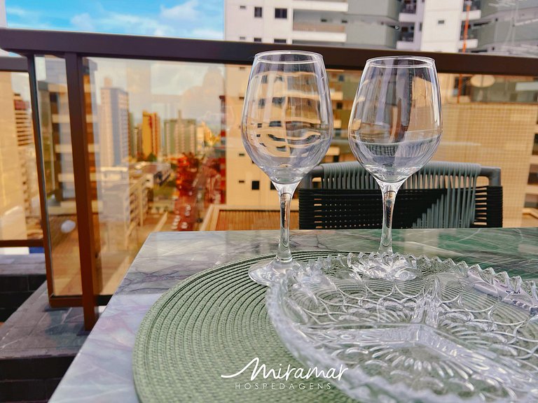 Flat c/ Varanda p/4 pessoas Tambaú-MH