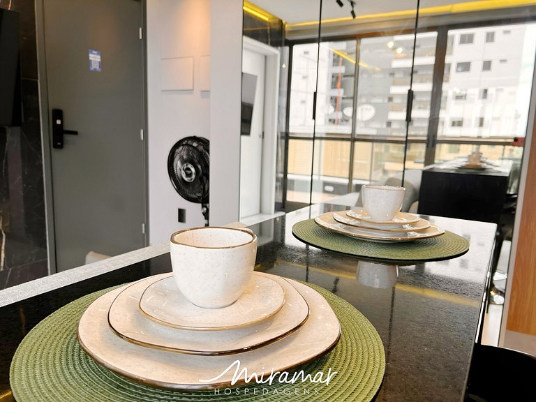 Flat c/ Varanda p/4 pessoas Tambaú-MH