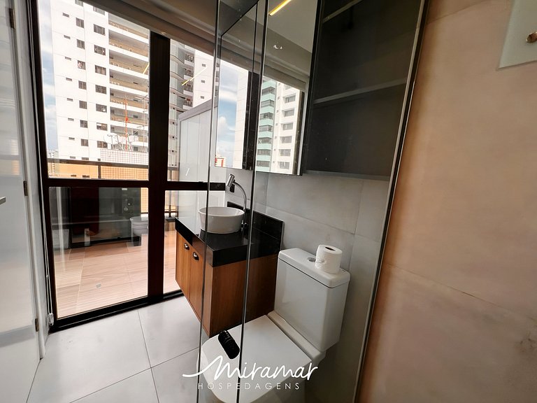 Flat c/ Varanda p/4 pessoas Tambaú-MH