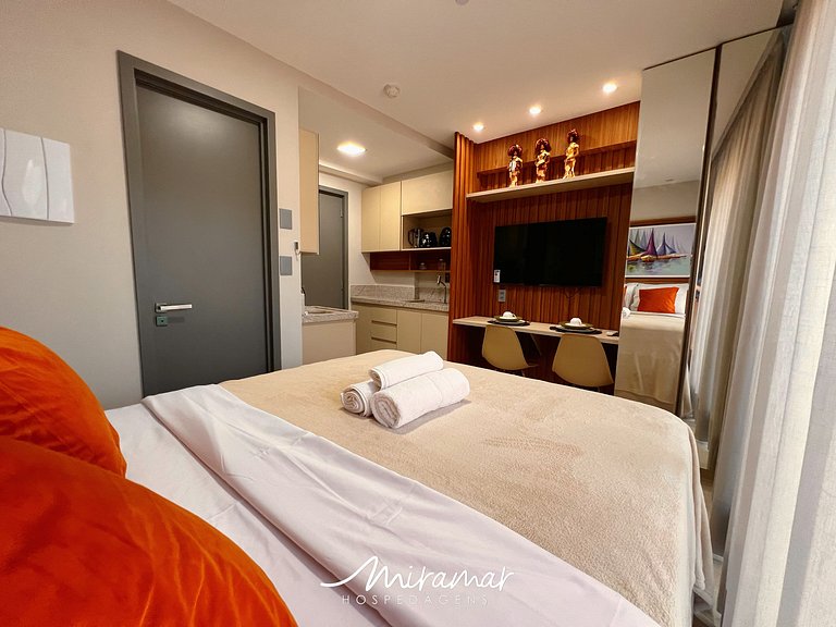 Flat p/ 2 pessoas c/ Varanda -Miramar Hospedagens