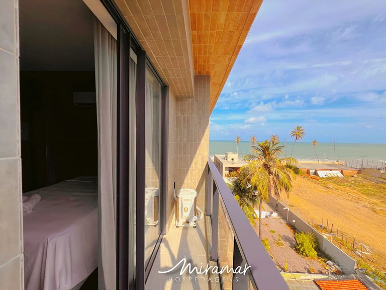 Flat p/ 2 pessoas c/ Varanda Vista Mar-Miramar