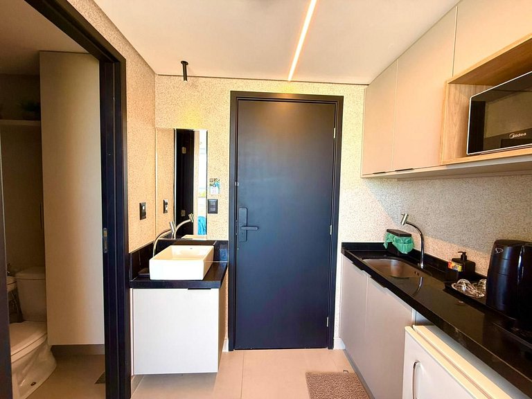 Flat com varanda no Alta Marine - MH