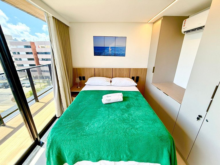 Flat com varanda no Jardim Oceania - MH