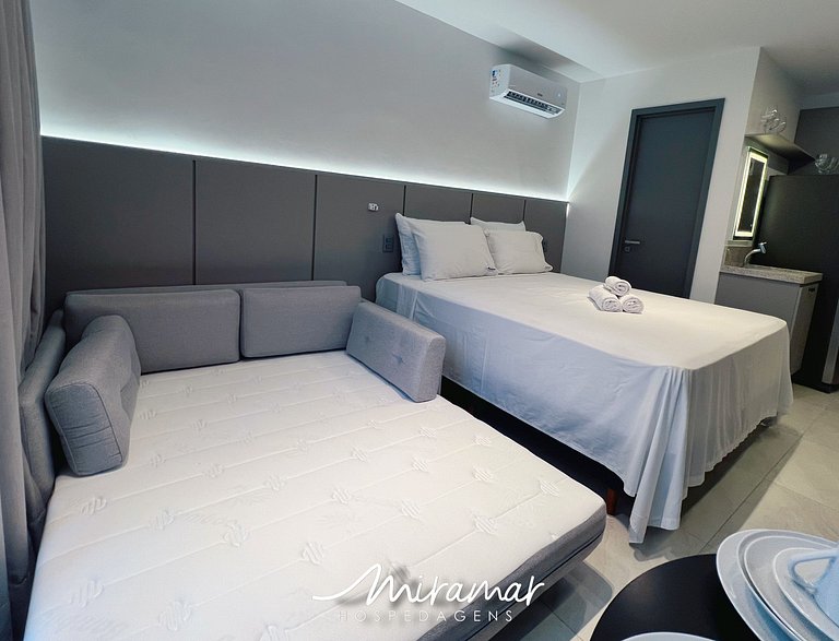 Flat p/ 4 pessoas c/ Terraço-Miramar Hospedagens