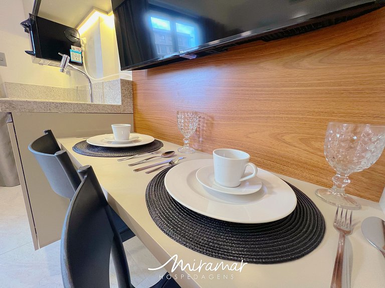 Flat p/ 3 Pessoas c/ Varanda-Miramar Hospedagens