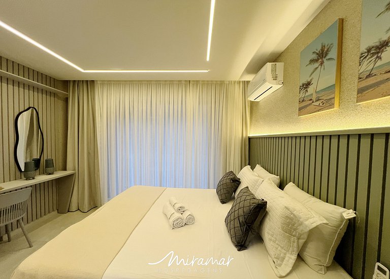 Flat p/ 3 pessoas c/ Varanda no Jardim Oceania