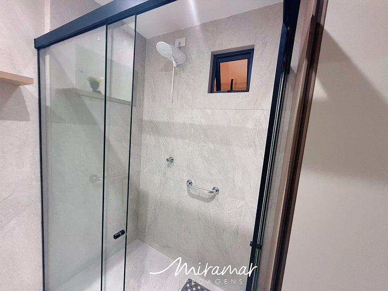 Flat p/ 3 pessoas no Jardim Oceania