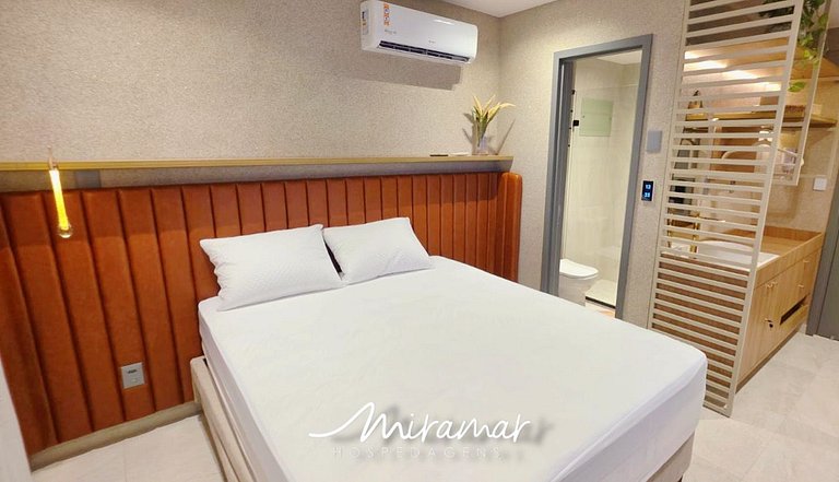 Flat c/ Varandda p/ 4 Pessoas Vista-Mar