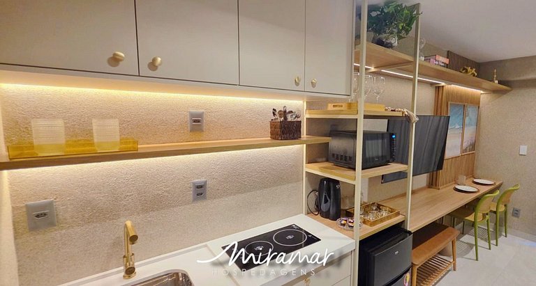 Flat c/ Varandda p/ 4 Pessoas Vista-Mar