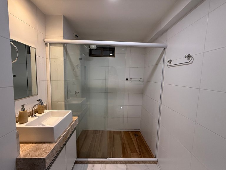 Flat Confortável no Mardisa Design - Miramar