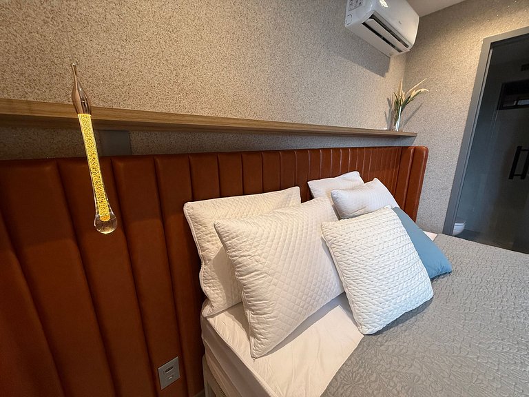 Flat c/ Varandda p/ 4 Pessoas Vista-Mar