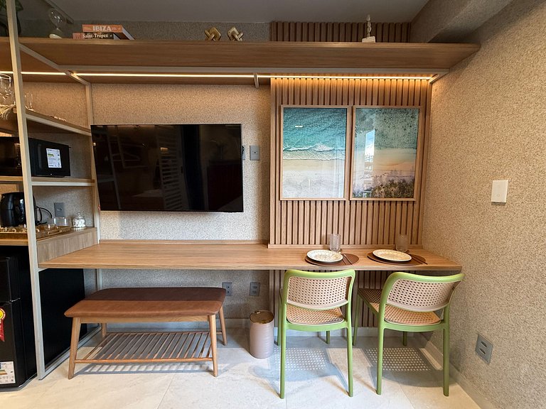 Flat c/ Varandda p/ 4 Pessoas Vista-Mar