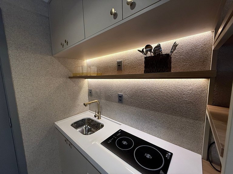 Flat c/ Varandda p/ 4 Pessoas Vista-Mar