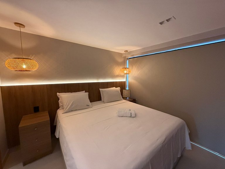 Ap com varanda e 2 quartos no Jardim Oceania