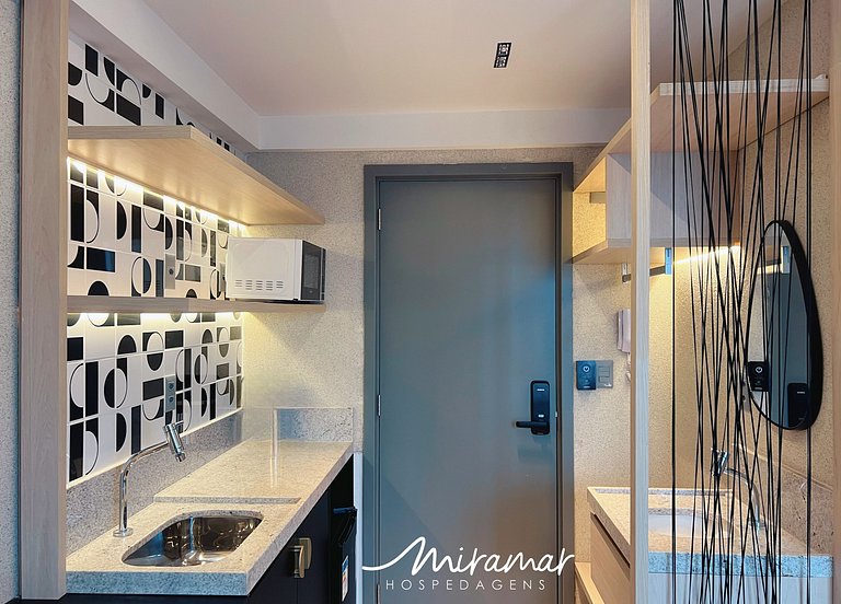 Flat c varanda vista mar no Jardim Oceania