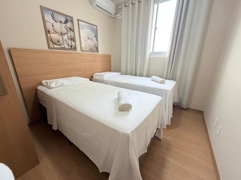 Apartment on Ponta de Campina beach / Balcony with sea view