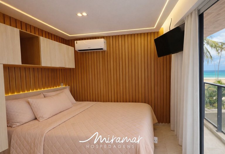 Flat novo e com varanda no Jardim Oceania