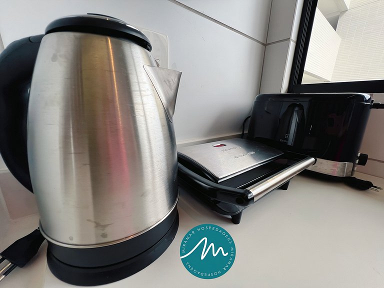 Apto c/ 2 Suítes com Varanda e Wifi-Miramar