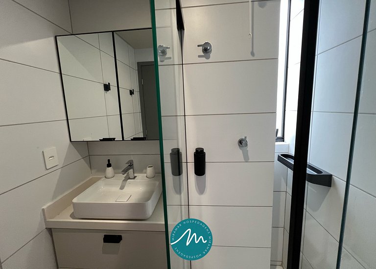 Apto c/ 2 Suítes com Varanda e Wifi-Miramar