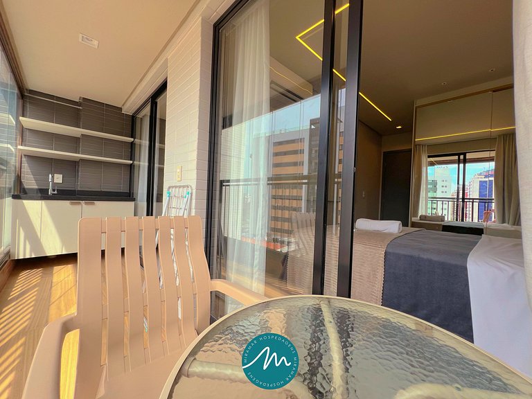 Apto c/ 2 Suítes com Varanda e Wifi-Miramar