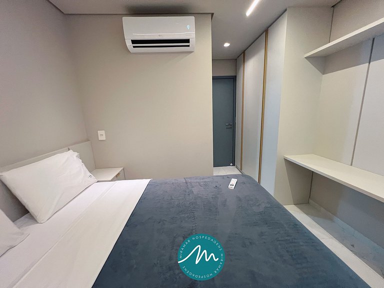 Apto c/ 2 quartos com Varanda e Wifi-Miramar