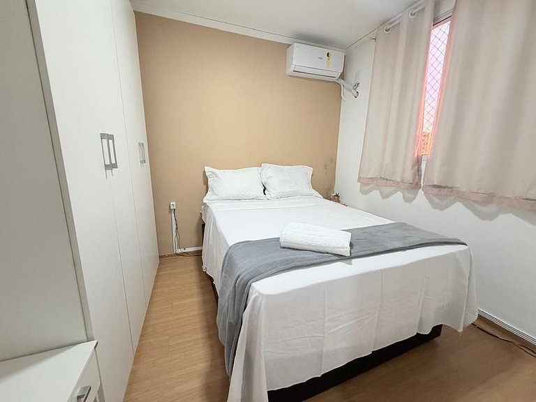 Ap de 2 quartos em Ponta de Campina