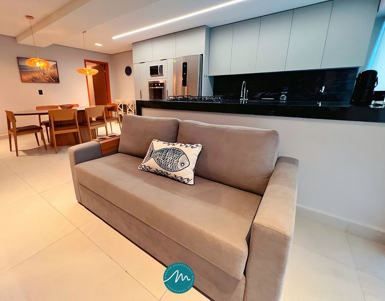 Ap p/ 7 Pessoas com Varanda a Poucos Passos do Mar