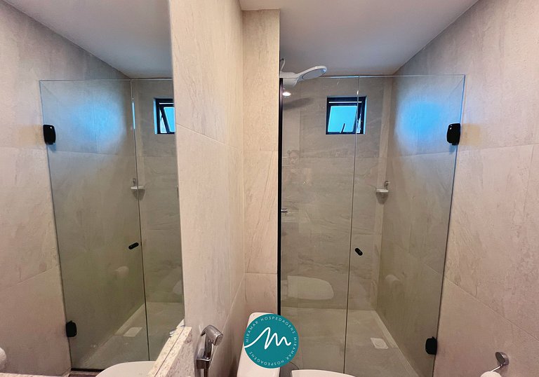 Ideal p/ Família com Varanda Frente Mar (MH)