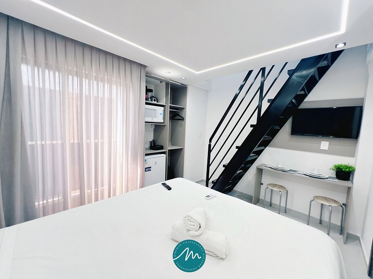 Flat c/ Banheira na cobertura- BESSA - MH