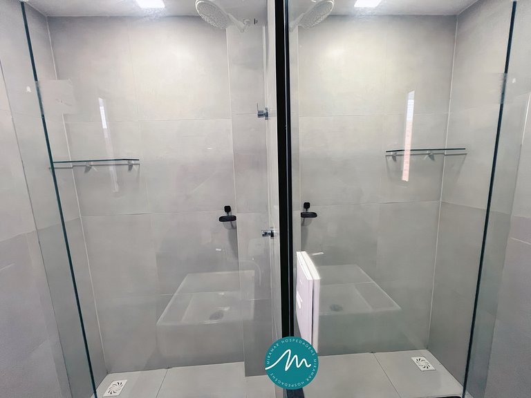 Flat c/ Banheira na cobertura- BESSA - MH
