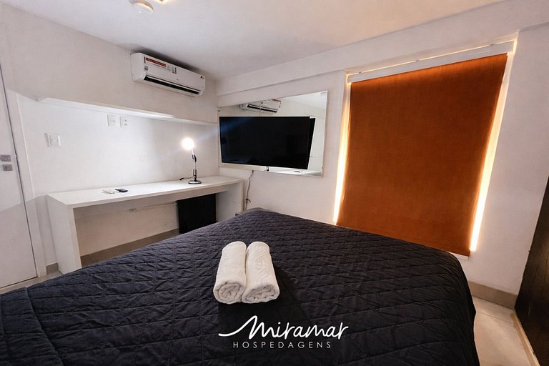 Apart. Família 250 metros da praia de Tambaú (MH)